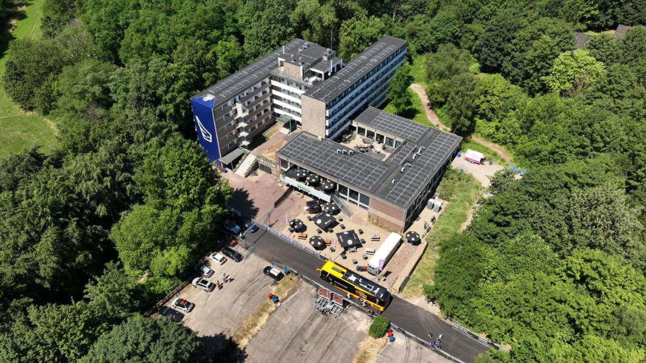 The Tower Sportshostel ซิตตาร์ด ภายนอก รูปภาพ